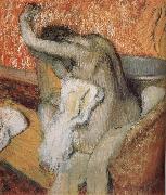 Edgar Degas The lady wiping body after bath oil on canvas